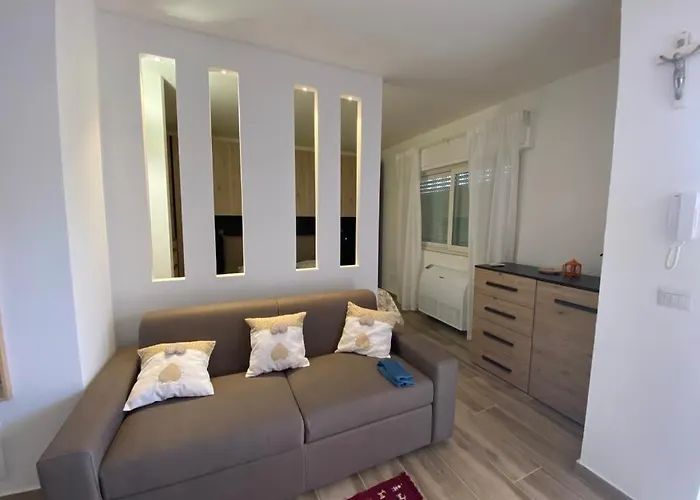 La Maison Du Mar * בארי